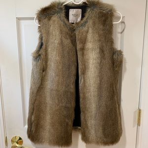 Zara fur vest